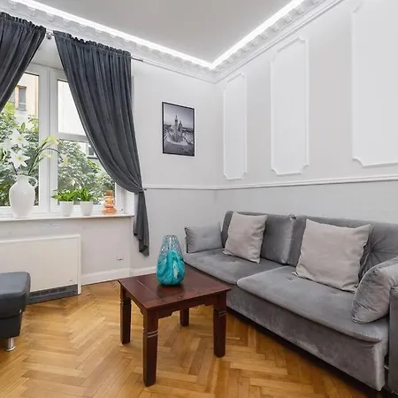 شقة 2 Bedroom Sereno Fenn'a 5 Street *
