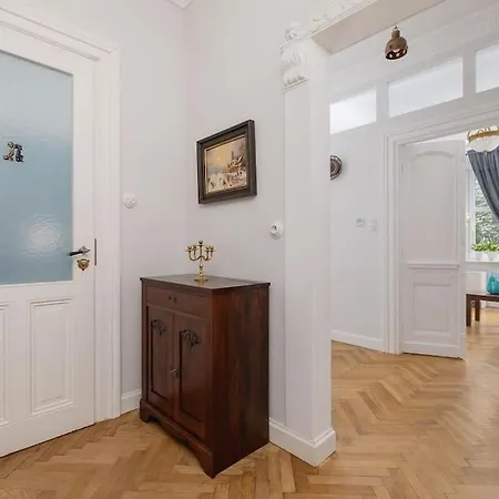 2 Bedroom Sereno Fenn'a 5 Street كراكوفيا